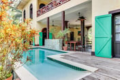 Lovely Riverfront Suite w Balcony, WiFi, AC, Pool & Gorgeous View