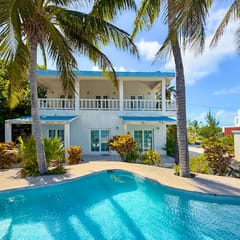 Stunning Oceanfront Villa w Private Pool, Dock, Ocean View, Partial AC & WiFi