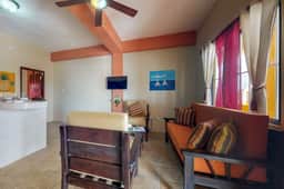Ideally located apartment w WiFi, partial AC & shared rooftop - steps to the sea