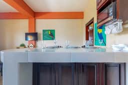Apartment mere steps from the ocean with WiFi, partial AC, and a shared rooftop