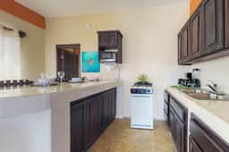 Charming apartment w amazing rooftop view, WiFi & partial AC - walk everywhere
