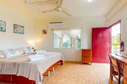 Three vibrant studios w full kitchens, adult bikes, free WiFi & partial AC