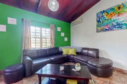 Welcoming home near town with private pool, jungle views, WiFi & partial AC