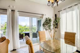 Colorful ocean-view suite with pool & concierge - near dining & town