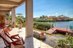 Fantastic lagoon-front condo W free WiFi, full kitchen, dock, & great location