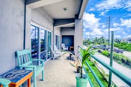 Oceanfront home with pool, breathtaking views, central AC & 2 large balconies