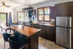 Beachfront suite with reef views - pool, bikes, canoes, dock, and grill access