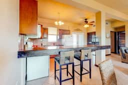 Apartment with WiFi, AC & shared outdoor pool - walk to the beach