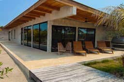 Tranquil canal-view villa with WiFi, dog-friendly space & open layout