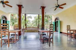 Riverfront Suite with Balcony, WiFi, AC, Infinity Pool & Forest View