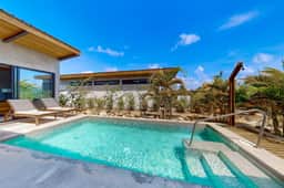 Relaxing lagoonfront villa with private pool, dock, cafe & on-site spa