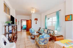 Stunning Oceanfront Villa w Private Pool, Dock, Ocean View, Partial AC & WiFi