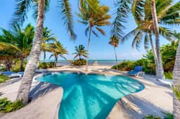 Stunning Oceanfront Villa w Private Pool, Dock, Ocean View, Partial AC & WiFi