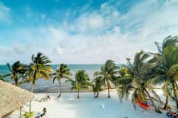 Oceanfront condo with a pool, ocean views, free WiFi & partial AC