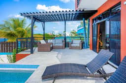 Oceanfront villa w inviting pool, breathtaking views, tranquil surroundings