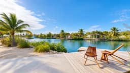 Lagoonfront 3BR Villa at Seabird 16 - Pool & Dock - Image 2