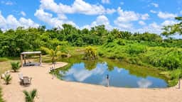 Modern Nature Studio with Private Pond in Belmopan - Image 4