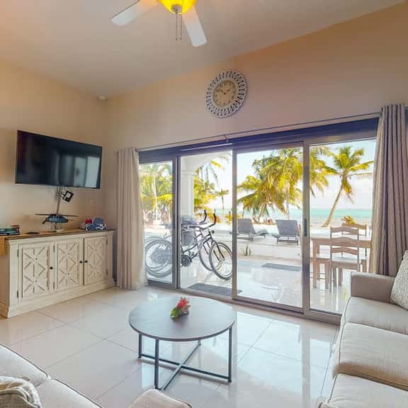 Beachfront condo with pool, amazing ocean view, & WD - near restaurants - Image 1