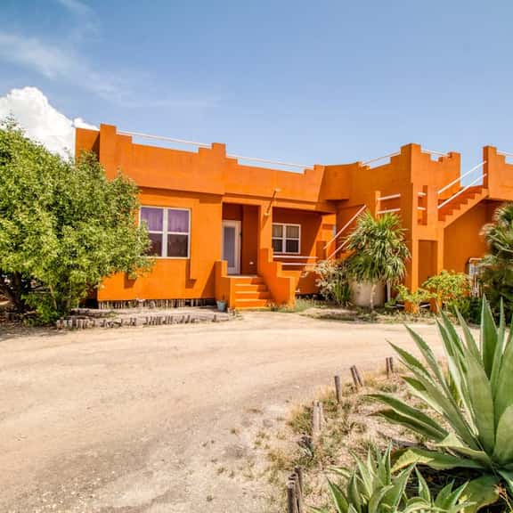 Waterfront resort villa with water views, balcony, full kitchen, & washer dryer - Image 1