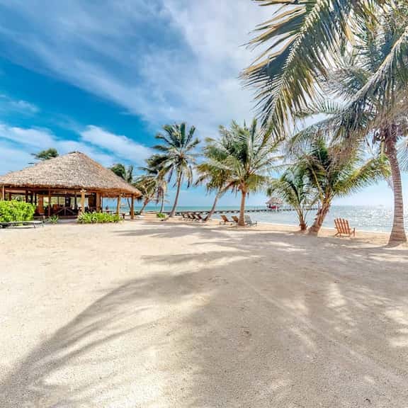 Ocean-view studio with pool, WiFi & partial AC - steps from the beach - Image 1