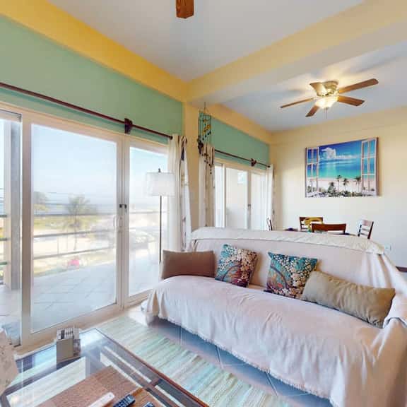 Beautiful home with water views, shared pool, free WiFi, private WD, & AC - Image 1
