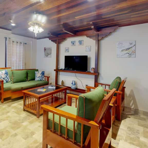 Air-conditioned suite with WiFi and a shared pool & terrace - walk to the beach - Image 1