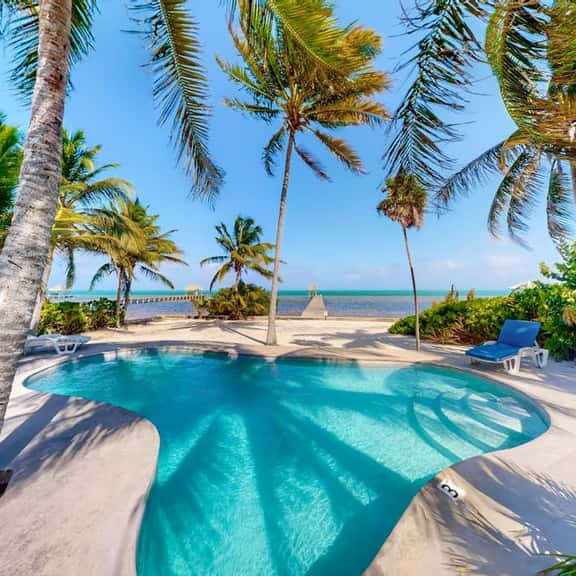 Stunning Ocean Views, Pool, Partial AC, Strong WiFi, & Oceanfront Location - Image 1