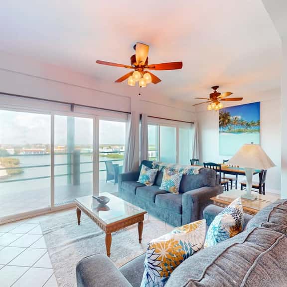 Seaside Waterfront Condo w Ocean View, Pool, Central AC & WiFi - Dogs OK - Image 1