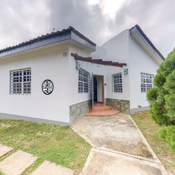 Welcoming home near town with private pool, jungle views, WiFi & partial AC - Image 1