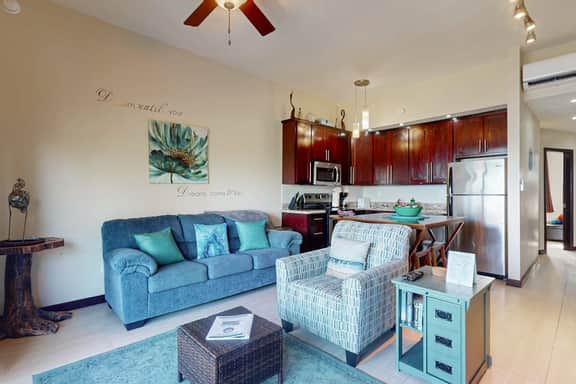 Oceanfront condo with pool, gorgeous ocean views, WiFi & partial AC