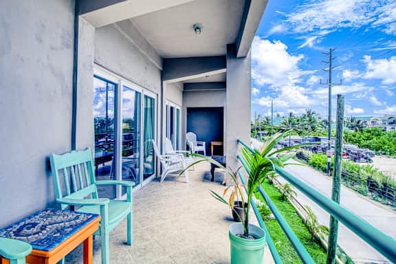 Oceanfront home with pool, breathtaking views, central AC & 2 large balconies