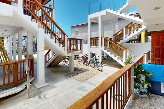 Charming single-level apartment with kitchenette and great location
