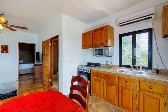 Resort Gem with Great Views, WiFi, AC, Shared Pool & Rooftop Deck
