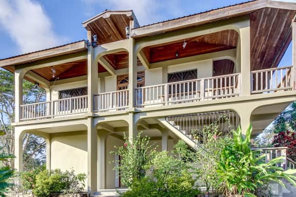 New Home w Balcony, WiFi, Partial AC & Great Neighborhood - Ideal for Day Trips