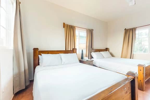 Cozy studio near town with an ocean view, free WiFi, partial AC & shared deck