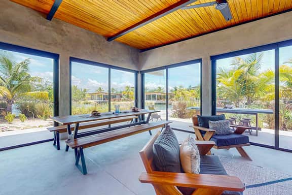 Luxury water view villa with splash pool, high speed WiFi & dog-friendly vibes