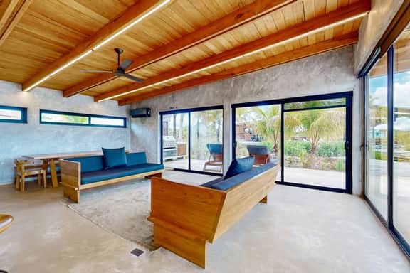 Tranquil canal-view villa with WiFi, dog-friendly space & open layout