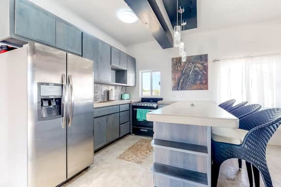 Waterfront home in a quiet area with amazing views, pool, lanai & hammock