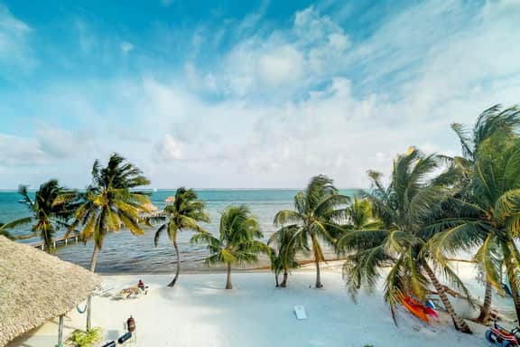 Oceanfront condo with a pool, ocean views, free WiFi & partial AC