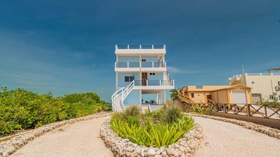 Luxe oceanfront escape with pool, lanais, penthouse suite & ground-floor access
