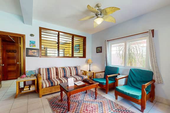 Peaceful dog-friendly condo w ocean view, shared pool, free WiFi & partial AC - Image 2