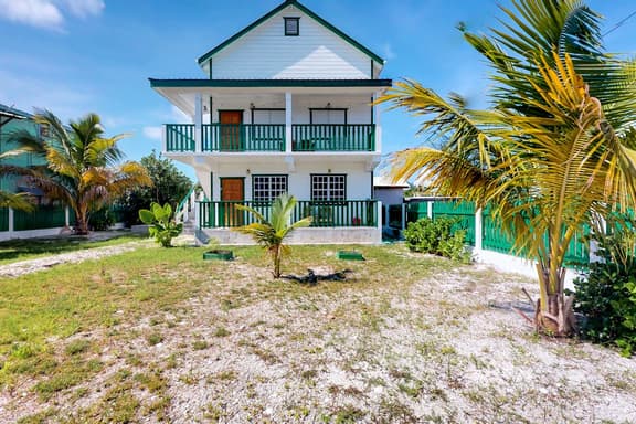 Entire duplex with patio, balcony, partial AC & WiFi - next to a Caribbean beach
