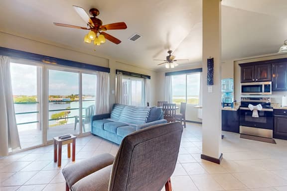Renovated 2BR with Sunset Views at Mara Laguna