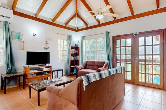 Waterfront Caribbean getaway with private dock, Gold Standard Certified