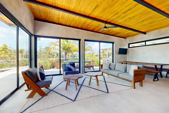 Spacious waterfront villa with private plunge pool, deck & full kitchen