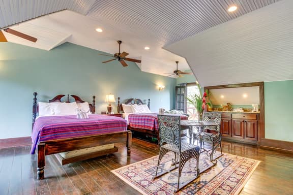 Riverfront Suite, Lovely View, Partial AC, WiFi & Pool
