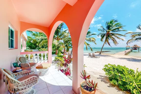 Romantic beachfront getaway with ocean views, pool, WiFi & partial AC